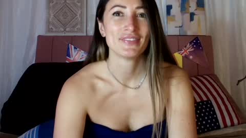 Snapshot of conyabril chatting on July 4, 2026, 1:50 pm conyabril online show from July 4, 2026, 1:50 pm