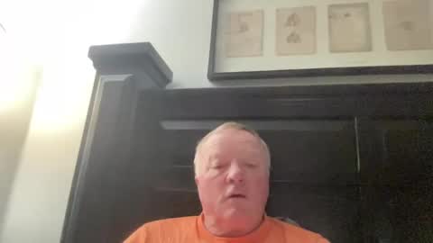 Snapshot of cookoosnest chatting on December 24, 2024, 2:12 pm cookoosnest online show from December 24, 2024, 2:12 pm