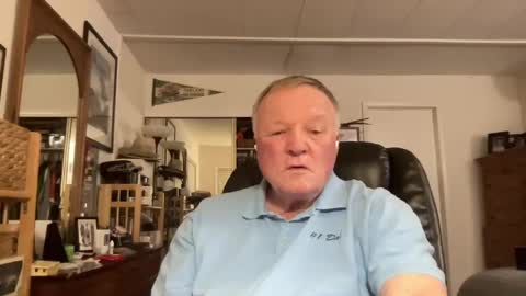 Snapshot of cookoosnest chatting on January 6, 2025, 5:41 am cookoosnest online show from January 6, 2025, 5:41 am