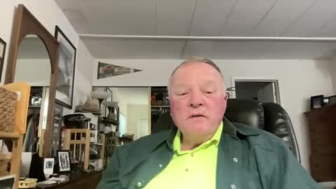 Snapshot of cookoosnest chatting on January 11, 2025, 12:44 am cookoosnest online show from January 11, 2025, 12:44 am