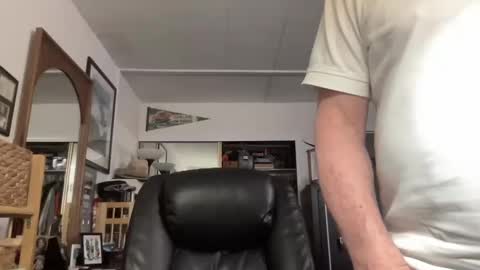 Snapshot of cookoosnest chatting on January 17, 2025, 12:31 am cookoosnest online show from January 17, 2025, 12:31 am