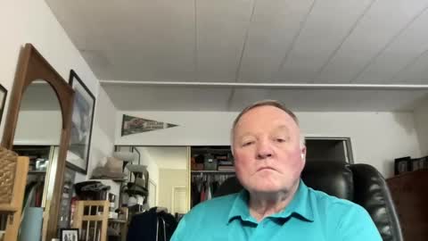 Snapshot of cookoosnest chatting on February 3, 2025, 4:46 am cookoosnest online show from February 3, 2025, 4:46 am