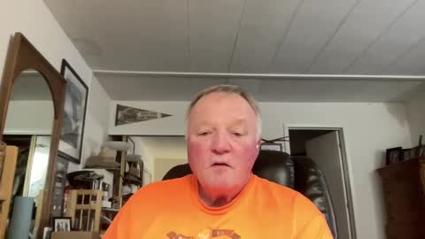 Snapshot of cookoosnest chatting on February 5, 2025, 2:08 am cookoosnest online show from February 5, 2025, 2:08 am