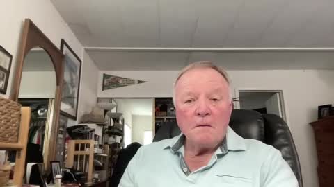 Snapshot of cookoosnest chatting on February 15, 2025, 5:28 pm cookoosnest online show from February 15, 2025, 5:28 pm