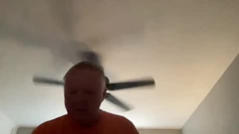 Snapshot of cookoosnest chatting on February 25, 2025, 2:33 pm cookoosnest online show from February 25, 2025, 2:33 pm