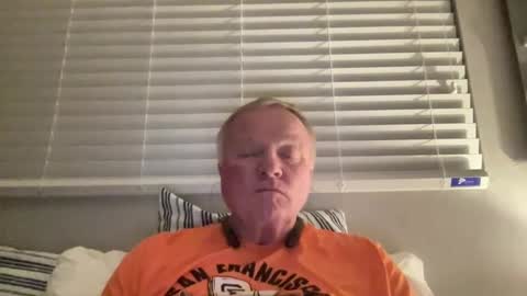 Snapshot of cookoosnest chatting on February 26, 2025, 4:47 am cookoosnest online show from February 26, 2025, 4:47 am