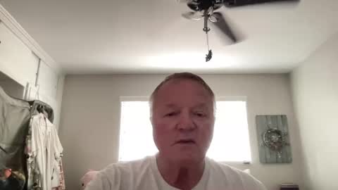 Snapshot of cookoosnest chatting on February 27, 2025, 11:59 pm cookoosnest online show from February 27, 2025, 11:59 pm