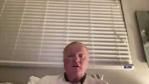 Snapshot of cookoosnest chatting on March 1, 2025, 5:52 am cookoosnest online show from March 1, 2025, 5:52 am