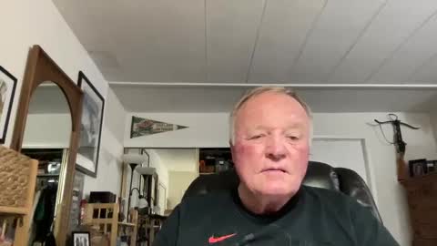 Snapshot of cookoosnest chatting on September 17, 2025, 3:30 am cookoosnest online show from September 17, 2025, 3:30 am