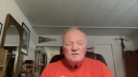 Snapshot of cookoosnest chatting on October 7, 2025, 3:47 am cookoosnest online show from October 7, 2025, 3:47 am