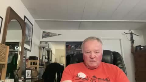 Snapshot of cookoosnest chatting on November 14, 2025, 4:00 am cookoosnest online show from November 14, 2025, 4:00 am