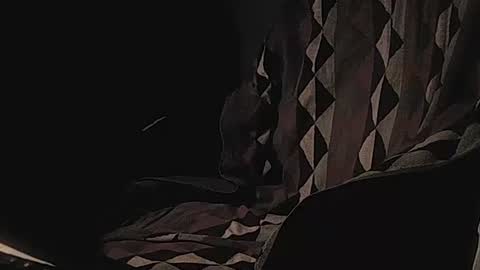 Snapshot of coolmementox chatting on December 17, 2024, 11:05 pm ChoveEnArrakis online show from December 17, 2024, 11:05 pm