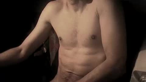 Snapshot of coolmementox chatting on January 21, 2025, 10:41 pm ChoveEnArrakis online show from January 21, 2025, 10:41 pm