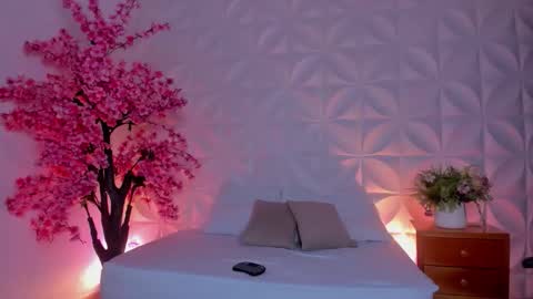  CORA  online show from December 2, 2025, 12:43 pm