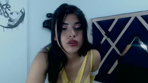 Cora online show from December 5, 2024, 8:44 am