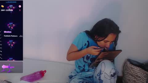 Snapshot of coraline2911 chatting on March 5, 2025, 11:06 am coraline2911 online show from March 5, 2025, 11:06 am