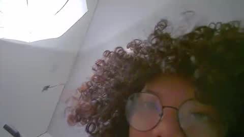 Snapshot of coraline_777 chatting on April 4, 2026, 4:44 am coraline_777 online show from April 4, 2026, 4:44 am