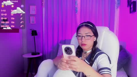 Coral Stefani online show from February 4, 2025, 8:35 am