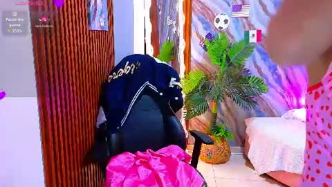 Snapshot of corall_tay1 chatting on July 18, 2026, 11:47 am corall_tay1 online show from July 18, 2026, 11:47 am