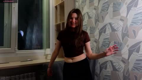 Snapshot of cordiacower chatting on October 17, 2025, 3:47 pm Leya online show from October 17, 2025, 3:47 pm