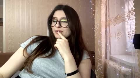 Elisheva online show from March 10, 2026, 1:16 pm