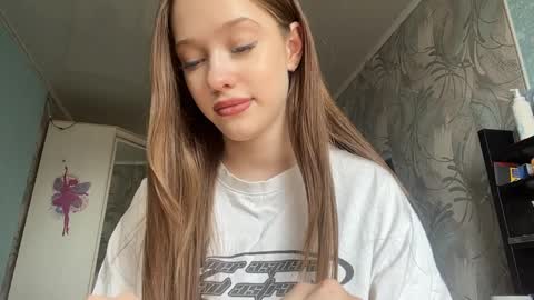 Bella 1st day here online show from April 1, 2026, 8:59 am