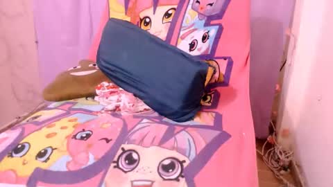 Snapshot of corinnahothotxxx chatting on January 10, 2026, 12:18 pm corinnahothotxxx online show from January 10, 2026, 12:18 pm