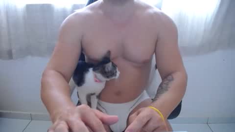 Snapshot of corolaxxl chatting on February 1, 2026, 2:59 pm corolaxxl online show from February 1, 2026, 2:59 pm