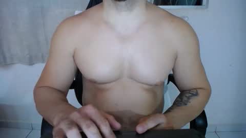 Snapshot of corolaxxl chatting on February 26, 2026, 10:09 pm corolaxxl online show from February 26, 2026, 10:09 pm