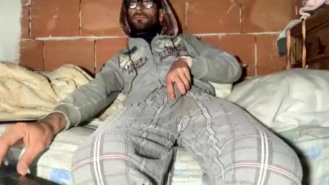 Snapshot of corradog83 chatting on December 5, 2024, 2:33 pm Corrado online show from December 5, 2024, 2:33 pm