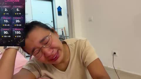 Lina online show from October 11, 2025, 5:33 pm