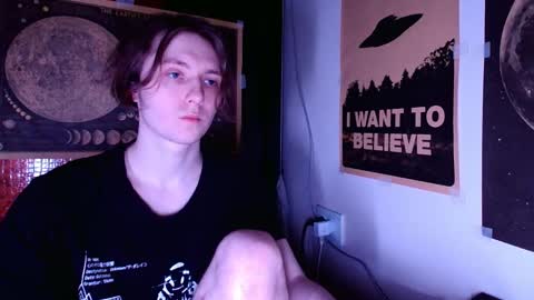 Snapshot of cosmonudes chatting on March 4, 2025, 6:50 pm Barry online show from March 4, 2025, 6:50 pm