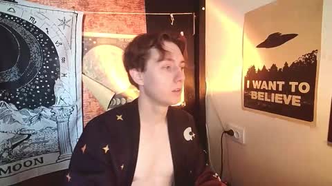 Snapshot of cosmonudes chatting on September 14, 2025, 2:16 pm Barry online show from September 14, 2025, 2:16 pm