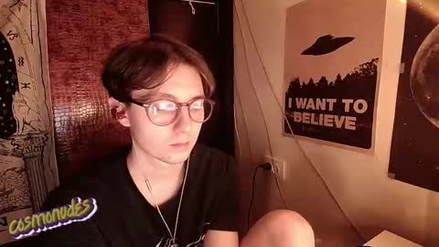 Snapshot of cosmonudes chatting on November 17, 2025, 9:20 pm Barry online show from November 17, 2025, 9:20 pm