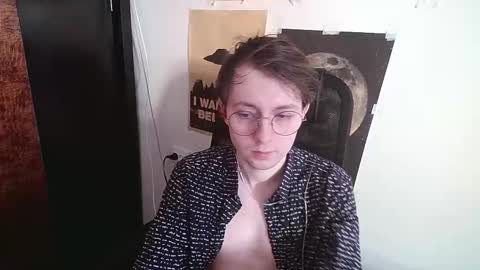 Snapshot of cosmonudes chatting on March 22, 2026, 1:25 pm Barry online show from March 22, 2026, 1:25 pm