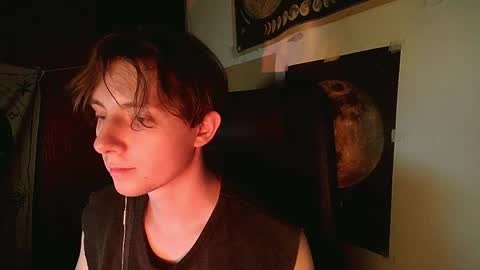 Snapshot of cosmonudes chatting on May 5, 2026, 6:05 pm Barry online show from May 5, 2026, 6:05 pm