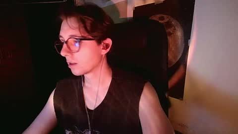 Snapshot of cosmonudes chatting on May 6, 2026, 8:58 pm Barry online show from May 6, 2026, 8:58 pm