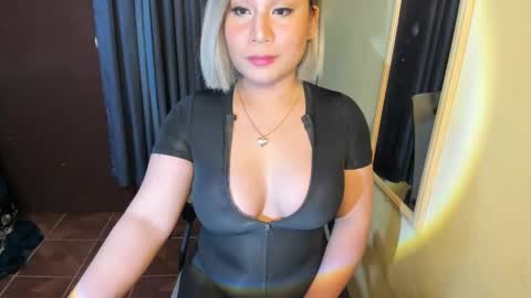 Snapshot of countessrubi chatting on February 23, 2025, 8:28 am Rubi online show from February 23, 2025, 8:28 am