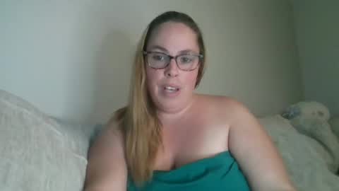 Snapshot of countrylovin2018 chatting on October 18, 2025, 7:03 pm Fallen Angel 21 online show from October 18, 2025, 7:03 pm