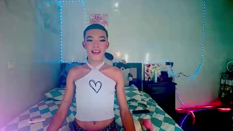 Snapshot of couple_sweet1016 chatting on October 30, 2025, 7:14 pm ALEXA KIM online show from October 30, 2025, 7:14 pm