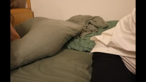 couplegame1901 online show from April 29, 2026, 3:21 am