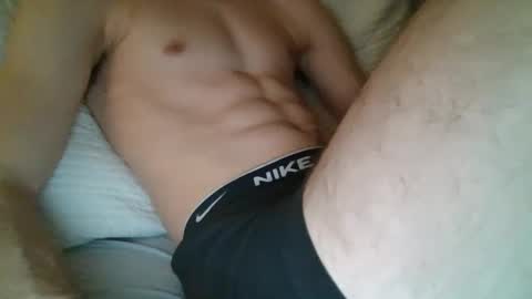 couplequckies online show from December 20, 2024, 5:36 am