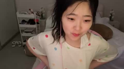 Snapshot of cozykorean chatting on May 18, 2026, 1:24 am cozykorean online show from May 18, 2026, 1:24 am