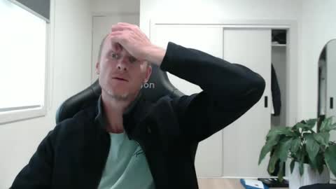 Snapshot of cptduckpants chatting on November 28, 2025, 4:48 am cptduckpants online show from November 28, 2025, 4:48 am