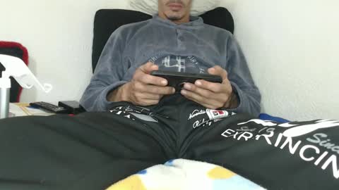 cr7ofcock online show from December 8, 2024, 7:54 pm
