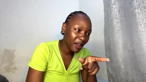Snapshot of crave_meslowly chatting on May 3, 2026, 10:27 pm Taliee online show from May 3, 2026, 10:27 pm
