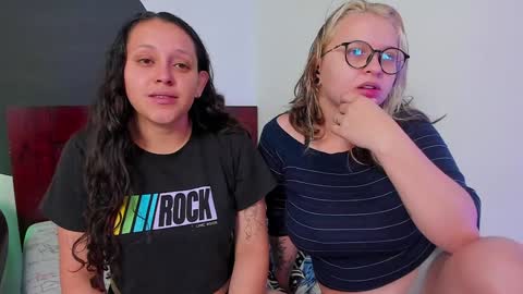 Snapshot of crazy_cakes_ chatting on December 7, 2024, 3:30 pm Lexie Rose online show from December 7, 2024, 3:30 pm