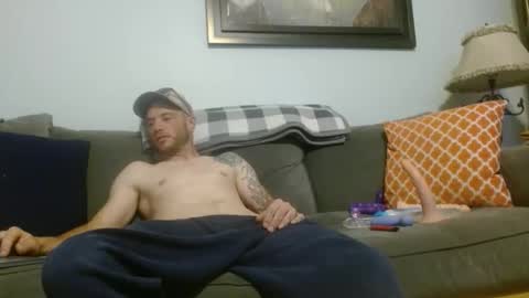 crazy_in_love_ online show from April 19, 2026, 10:03 am