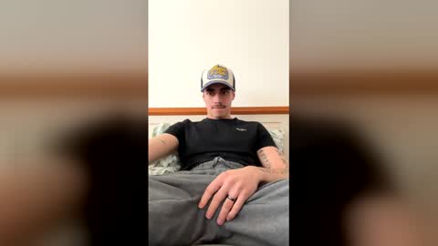 crazydickboy3 online show from April 15, 2026, 9:16 am