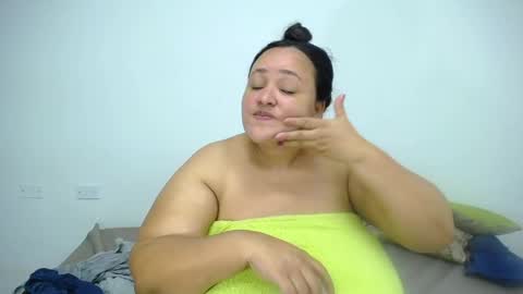 diosalinda online show from April 16, 2026, 2:01 am